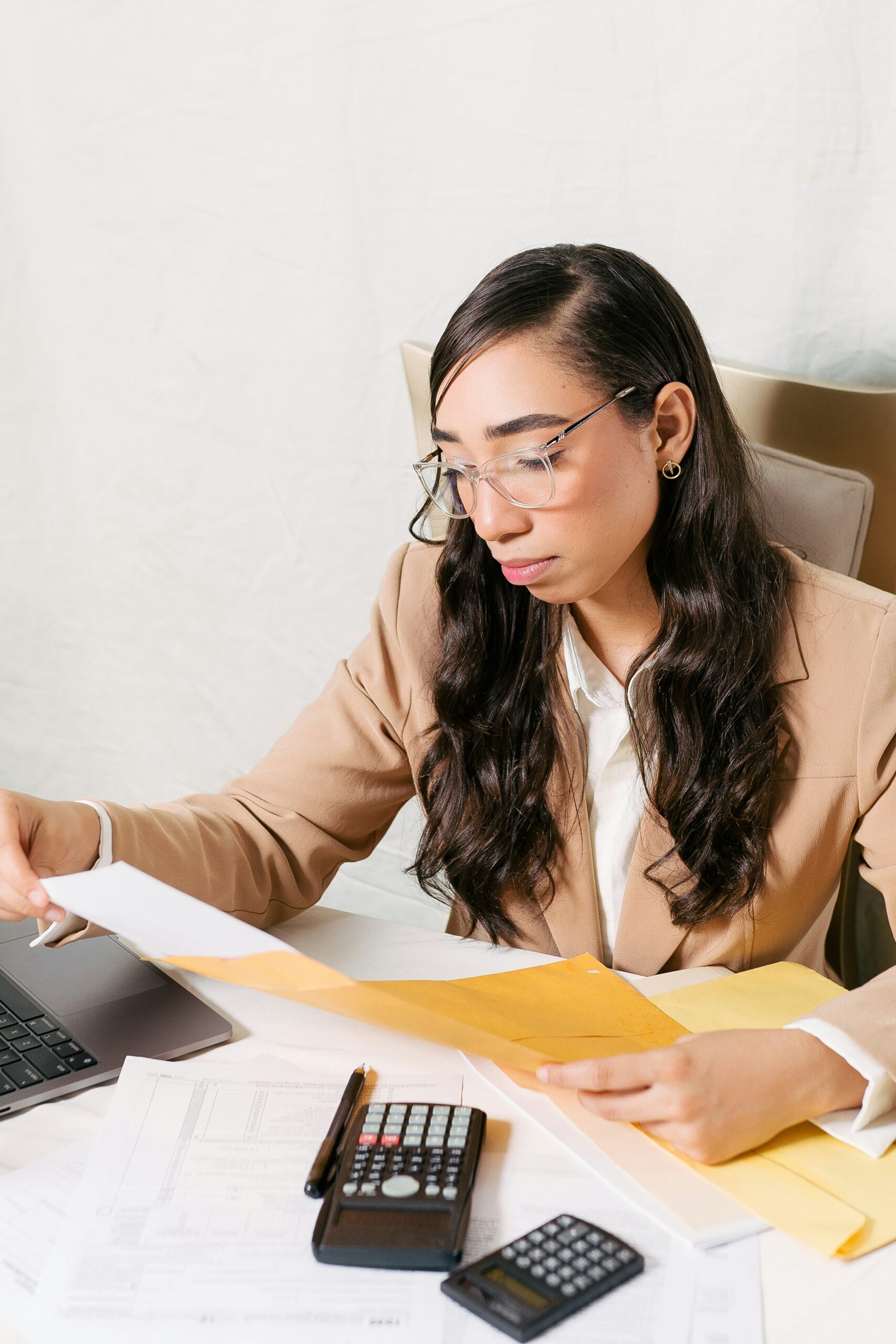 Solicitor recruitment London City Canary Wharf H-FTS legal specialists